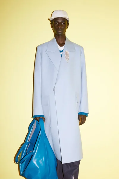 Look 15